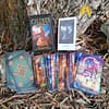 Gilded Tarot Royale de Ciro Marchetti y Barbara Moore en inglés - Imagen 2