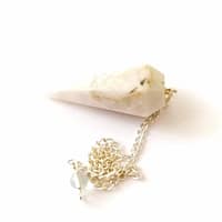 Pêndulo Pirâmide Hexágono Pedra da Lua Arco- 4.5cm